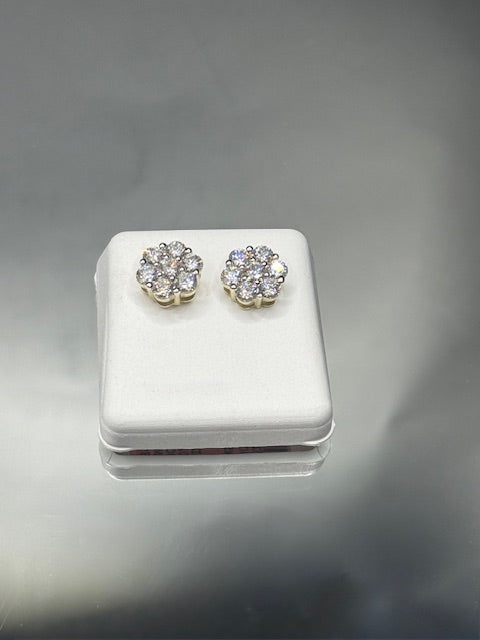 10k Solid Gold Diamond (2 ct t.w.) Flower Earrings