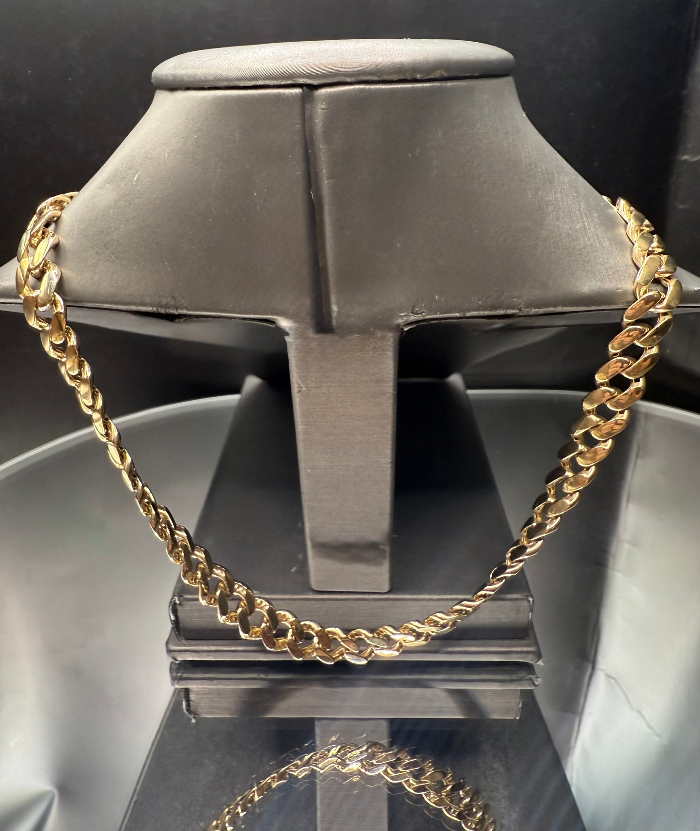 14k Solid Gold Chain with Medusa Pendant